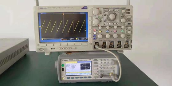 comprar Canal análogo-digital del osciloscopio 300MHz 2.5GS/S 4 de Tektronix DPO3034 Fabricación en línea