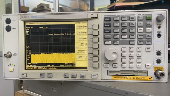 comprar Analizador de espectro multi de la escena Keysight montado en rack Agilent E4445A Fabricación en línea