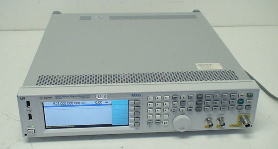 comprar N5182B Generador de señal de RF vectorial de la serie X MXG con rango de frecuencia de 9 kHz a 6 GHz y potencia de salida de +27 dBm Fabricación en línea