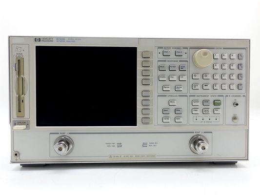 comprar Analizador de Redes Vectorial de Microondas Keysight Agilent 8722D Usado con Frecuencia de 50MHz a 40GHz y Rango Dinámico de 105 dB en Formato Rack Fabricación en línea