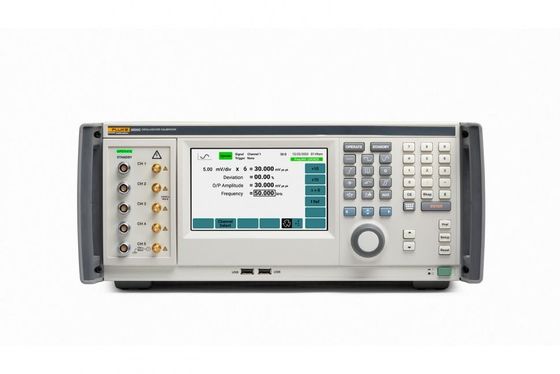 comprar Calibrador de osciloscopio totalmente automatizado Fluke 9500C con ondas senoidales niveladas de 4 GHz y salida multicanal Fabricación en línea