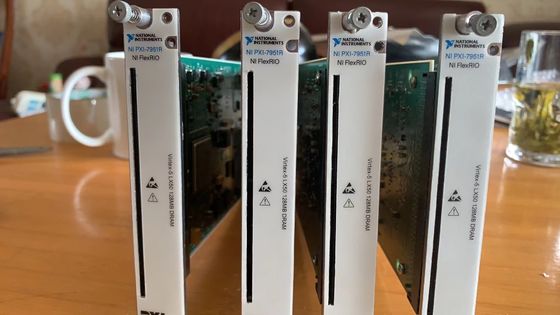 comprar Adquisición de datos DAQ Instrumentos nacionales multifunción NI PXI-7951R Virtex-5 LX30 FPGA PXI módulo FPGA para FlexRIO Fabricación en línea
