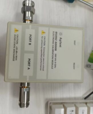 comprar Módulo de calibración electrónica de RF Keysight Agilent 85092C ECal de 300 kHz a 9 GHz, 50 Ohms, 2 puertos para analizadores de redes vectoriales Fabricación en línea