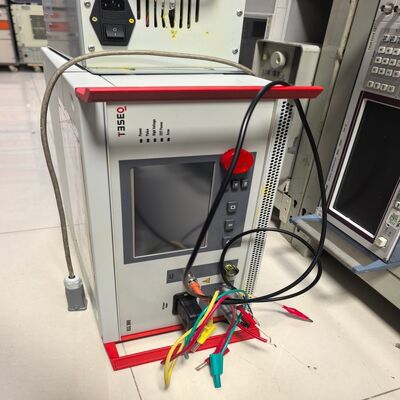 comprar Teseq NSG 3060 Generador Transiente Equipo de prueba EMC para caídas de voltaje Ruido sinusoidal y prueba de inmunidad del campo magnético con generadores de función sincronizada Fabricación en línea