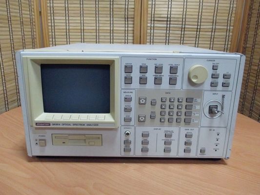 analizador de espectro de 600nm-1750nm ADVANTEST, analizador de espectro óptico Q8381
