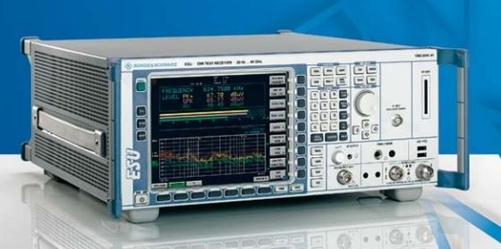 Prueba directa del receptor R&S®ESU8 EMI de 20 Hz a 8 GHz
