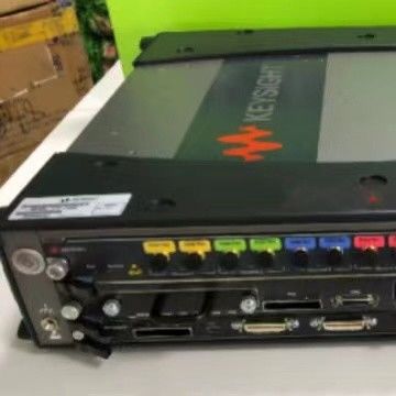 Keysight M8195A 65 GSa/S Generador de forma de onda arbitraria 25 GHz 4 Ch LAN Conexión USB