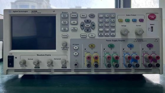 Keysight N6705B Analista de potencia de CC, Modular 600 W 4 ranuras Equipo de prueba y medición