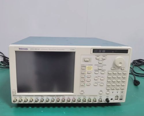 Tektronix AWG5014C Generador de forma arbitraria de onda 1.2 Gsample por segundo 14 bits Resolución 4 canales