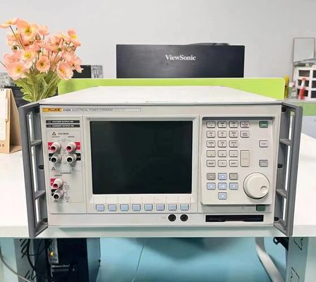Alta precisión Fluke 6100A Norma de potencia eléctrica en condiciones de trabajo completas calibración fresca puede ser proporcionada